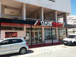 Sushi Yami outside