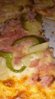 Patricio Pizza & Panzzaroti food