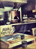Pizza Lovers, Lda food