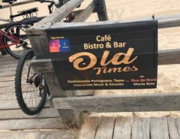 Old Times Bistro, Coffee outside