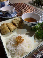 Ola Vietnam food