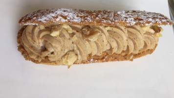 L'eclair-patisserie Francaise food