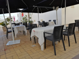 Cafe Girassol inside
