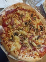 Pizza Hut Matosinhos Sul food