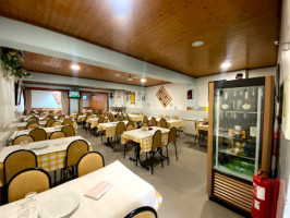 Cafe Restaurante Do Cruzeiro o Rabeca inside