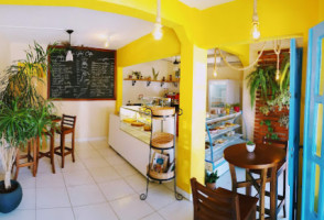 Maria Yabá Café inside