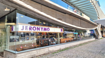 Jeronymo Cafe Estacao Do Oriente food