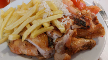 Sr. Frango Da Guia (cascaishopping) food