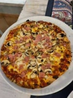 Pizzaria Mamma Mia food