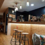 Donna Taca, Art Wine Dentro