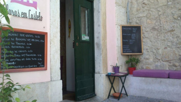 Café Do Castelo inside