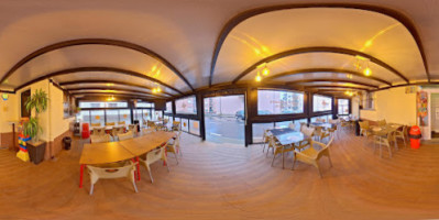 Pizzaria Ideal inside