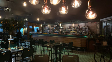Metropole Restaurante Bar Lounge food
