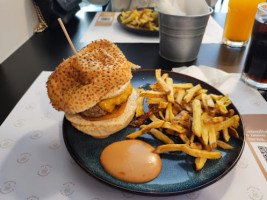 Montes De Hamburgueres food