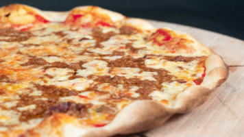 Pizzaria Pepperoni Mindelo food