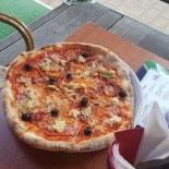 Pizzeria Etna food