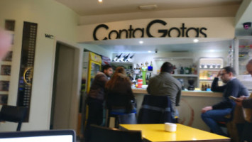 Conta Gotas Cafe Snack inside