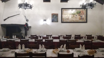 Taverna Do Baleia inside