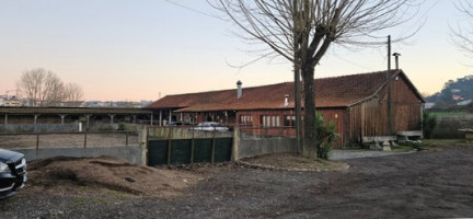 Taberna Do Bregeiro outside