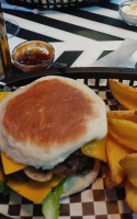 Jossy's The American Burger food