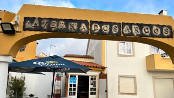 Taverna Dos Arcos outside