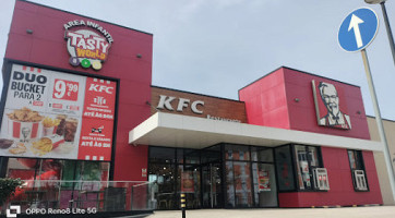 Kfc Lordelo Do Ouro outside