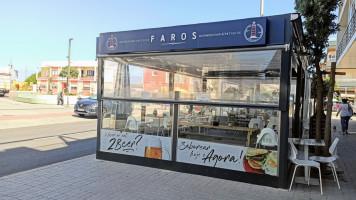 Faros Gourmet outside