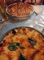 Buona Serra Pizzaria food