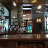 Beer Warehouse Comida