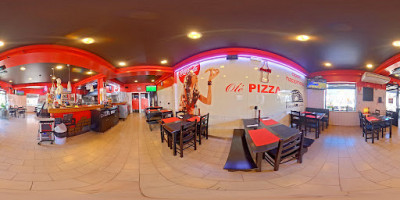 Ole Pizza inside