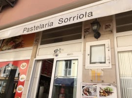 Pastelaria Sorriola food