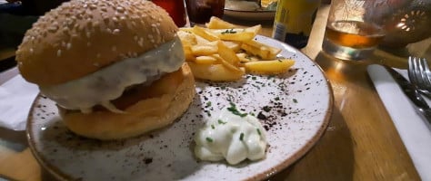 Hamburgueria Do Estoril food