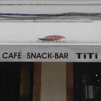 Cafe Snack Titi outside