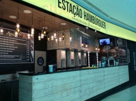 Estacao Hamburguer inside