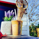Riverside Coffee Comida