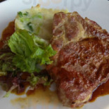 Beer Warehouse Comida