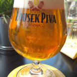 Beer Warehouse Comida