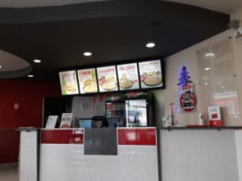 Pizza Hut Setubal food