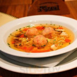 Kozlovna M3 Comida