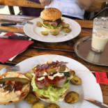 Surfbar Restaurant Jedovnice Comida