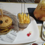 1500 Hamburgueria 100% Artesanal Nourriture
