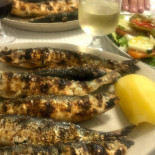 Os Manos Nourriture