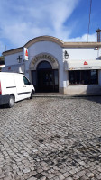 Churrasqueira O Cavaleiro outside