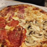 Pizzaria Moderna Comida