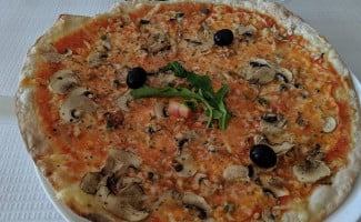 Pizzamobile São Lourenço food