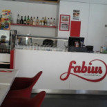 Fabius À l'intérieur
