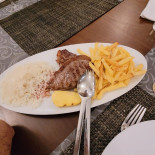 Maximus food