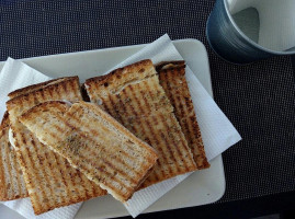 Bea's Tostas food