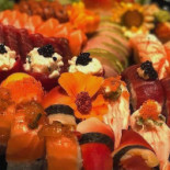 Unique Sushi Lab Comida