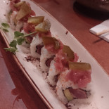 Unique Sushi Lab Comida